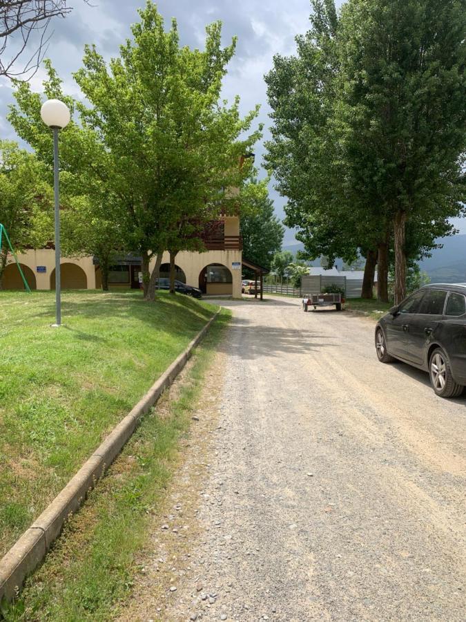 Val De Llous I 40 Daire Sainte-Léocadie Dış mekan fotoğraf
